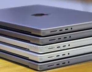 New Laptop Apple MacBook Pro 2021 M1 32GB Apple M1 Pro SSD 512GB