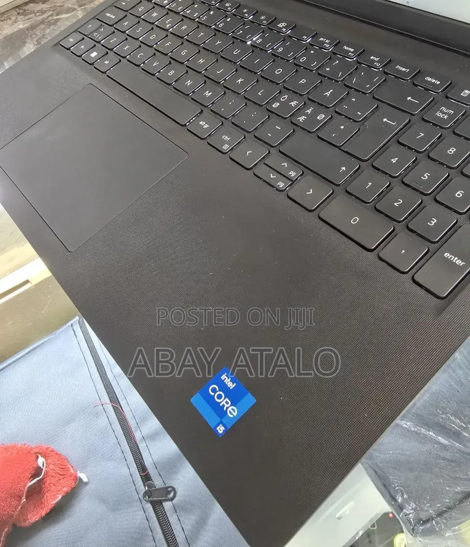 New Laptop Dell Adamo Onyx 16GB Intel Core i5 SSD 512GB
