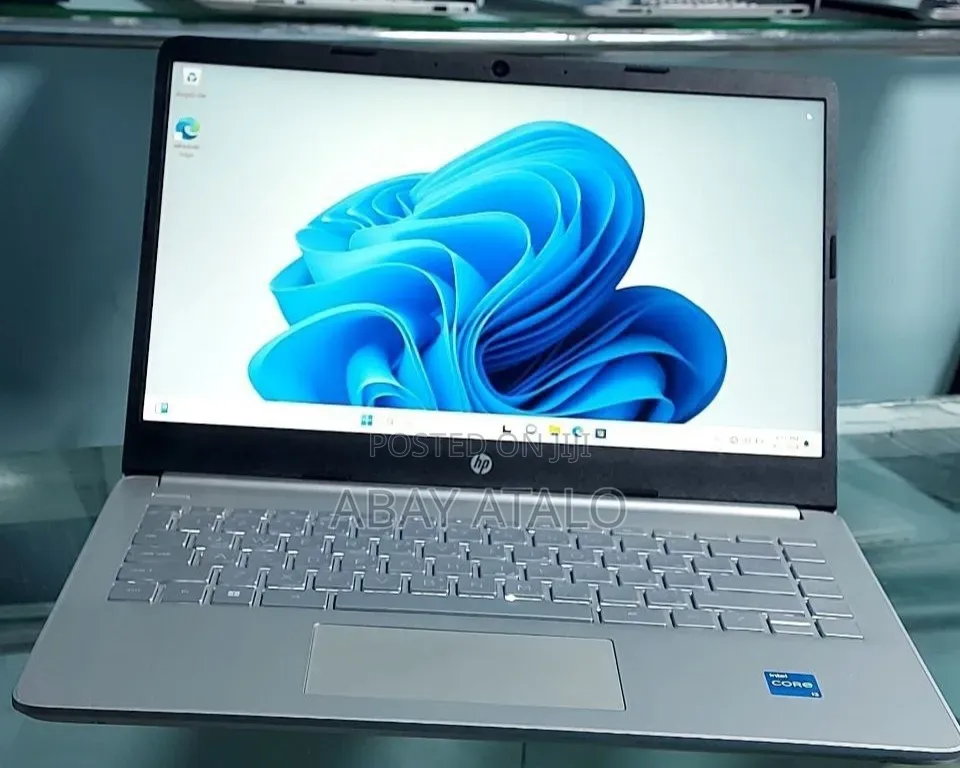 New Laptop HP Stream Notebook 4GB Intel Core i3 SSD 256GB