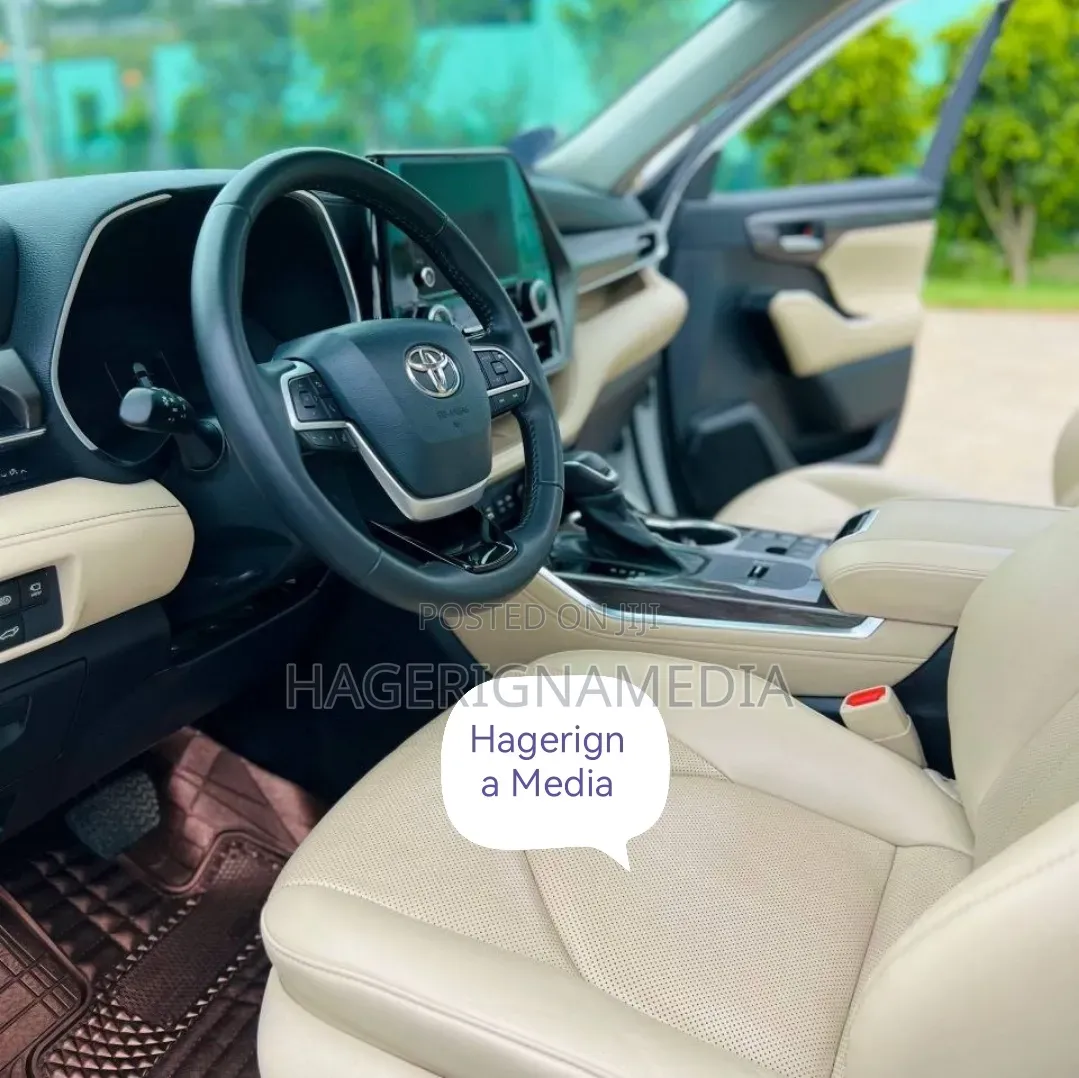 Toyota Highlander 2024 White
