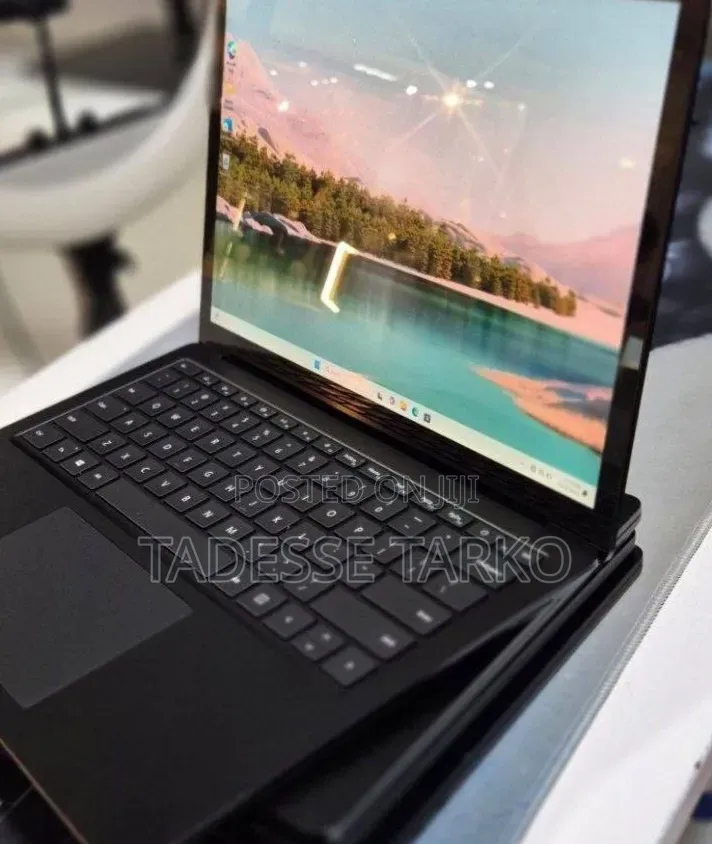 New Laptop Microsoft Surface Laptop 3 16GB Intel Core i5 SSD 256GB