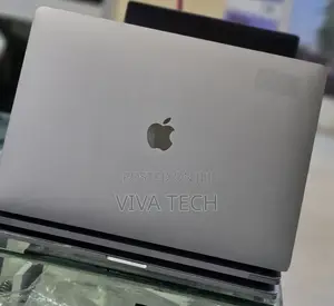 New Laptop Apple MacBook Pro 2017 16GB Intel Core i7 SSD 512GB