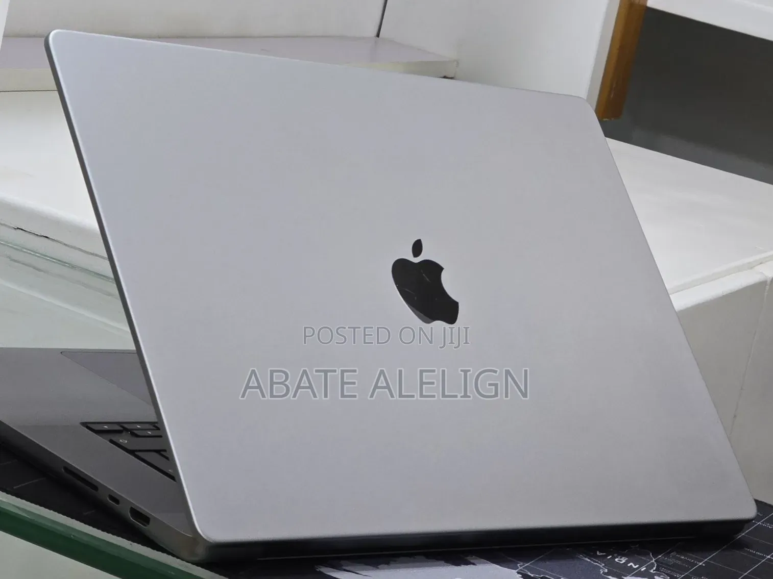 New Laptop Apple MacBook Pro 2021 M1 Max 32GB Apple M1 Max SSD 1T
