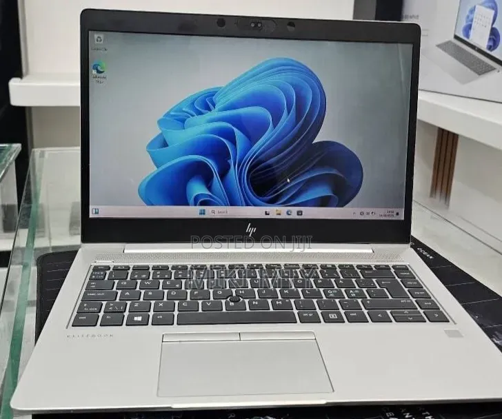 New Laptop HP EliteBook 840 16GB Intel Core i5 SSD 512GB