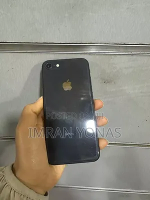 Apple iPhone 8 64 GB Black