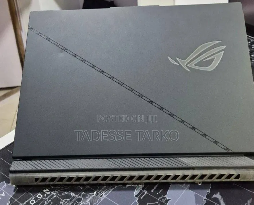 New Laptop Asus ROG Strix G18 32GB Intel Core i9 SSD 2T
