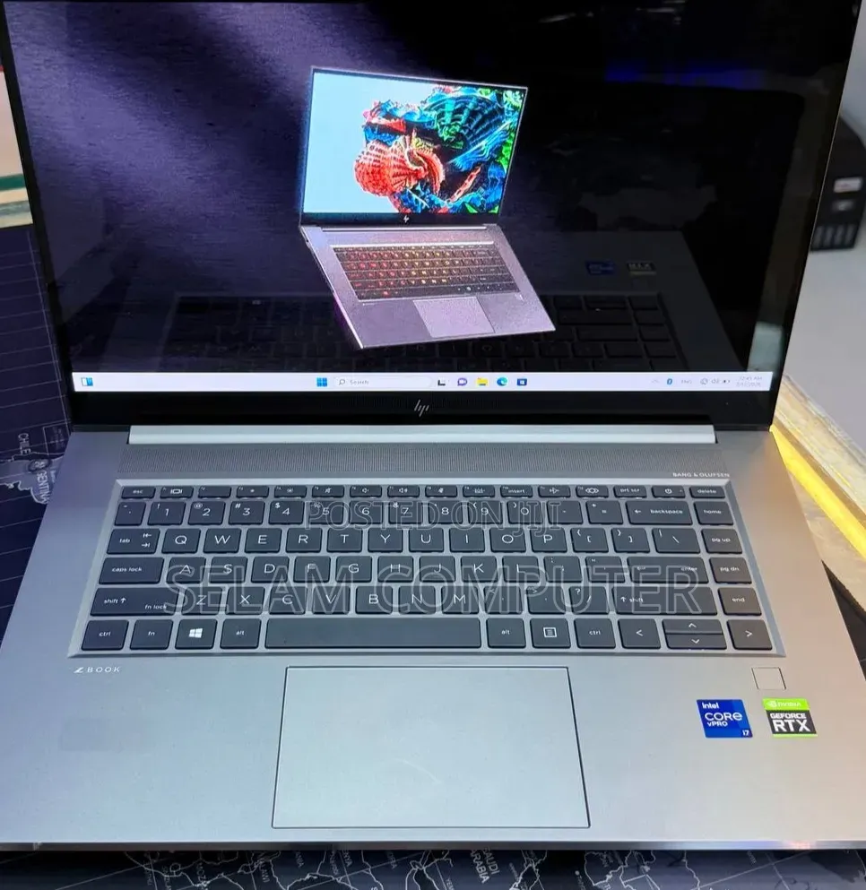 New Laptop HP Zbook Studio G7 32GB Intel Core i7 SSD 512GB