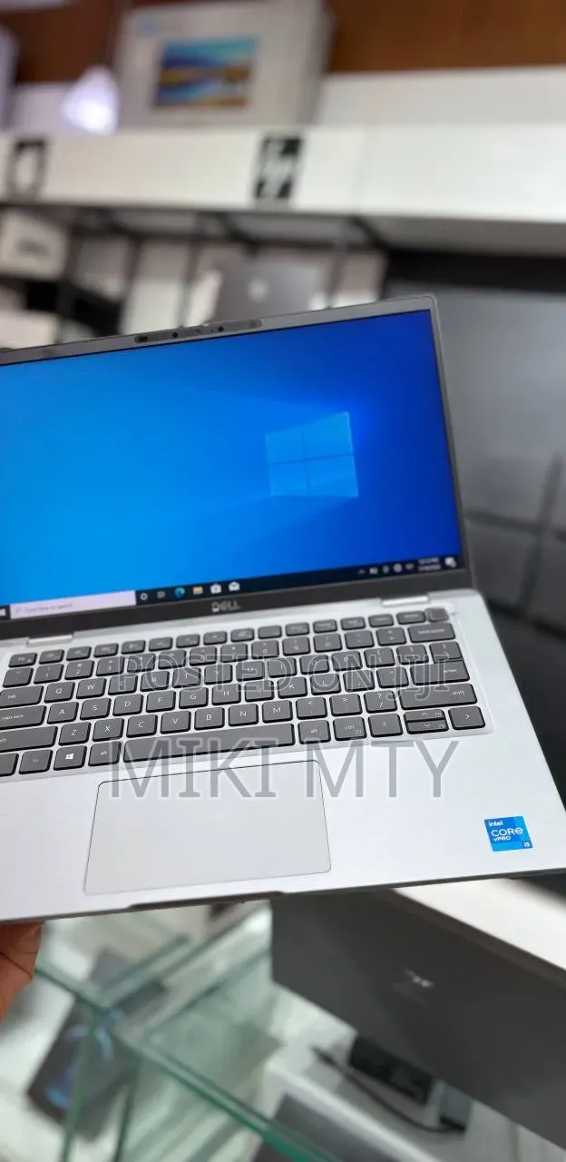New Laptop Dell Latitude 7420 16GB Intel Core i5 SSD 512GB