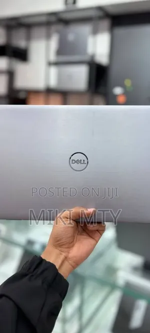New Laptop Dell Latitude 7420 16GB Intel Core i5 SSD 512GB