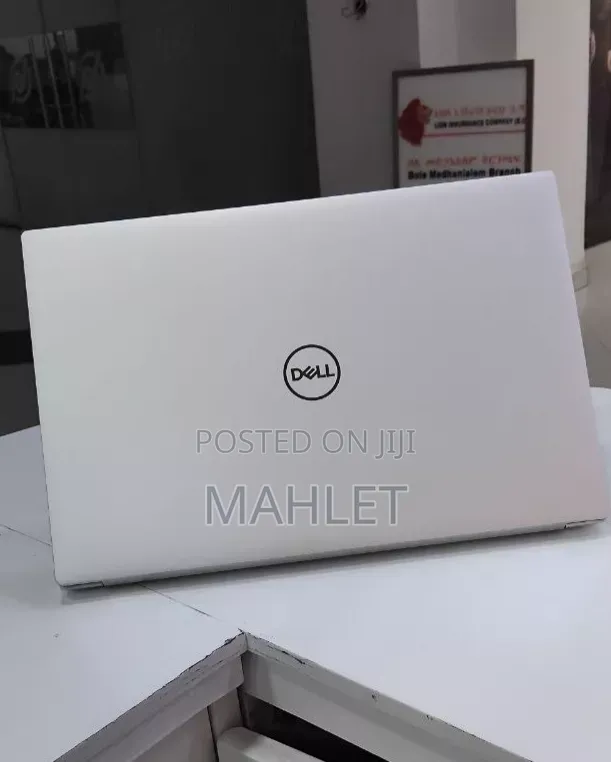 New Laptop Dell XPS 15 16GB Intel Core i7 SSD 512GB