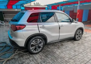 Suzuki Vitara 2020 Silver