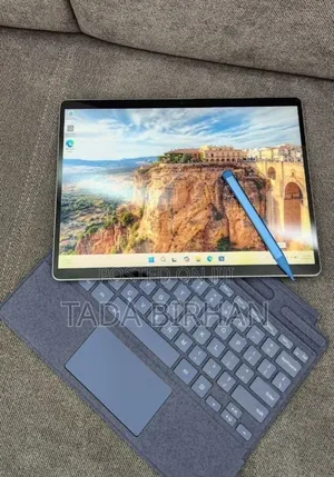 New Laptop Microsoft Surface 16GB Intel Core i7 SSD 512GB