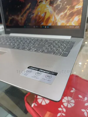 Laptop Lenovo IdeaPad 330 8GB Intel Core i5 SSD 250GB