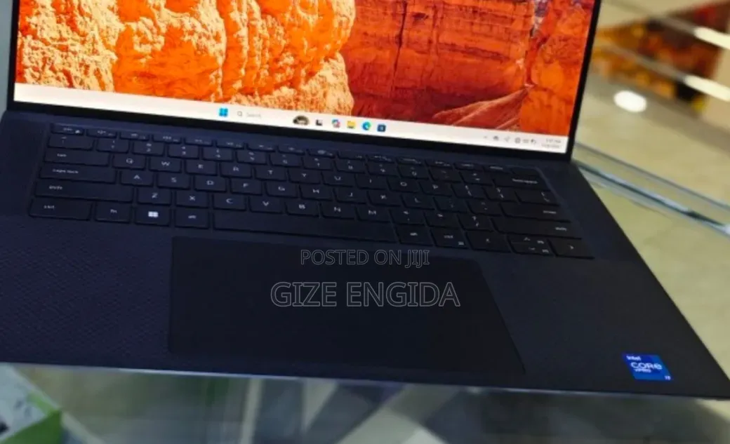 New Laptop Dell Precision 5560 16GB Intel Core i7 SSD 512GB
