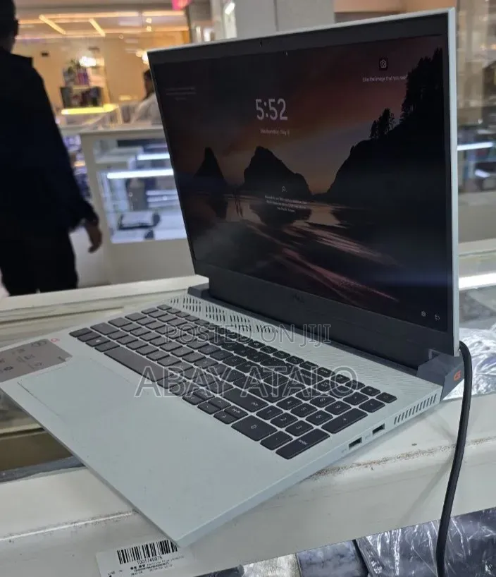 New Laptop Avell A40 MOB 16GB Intel Core i5 SSD 512GB