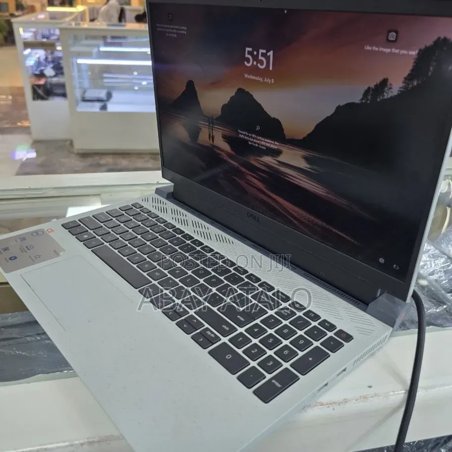 New Laptop Avell A40 MOB 16GB Intel Core i5 SSD 512GB