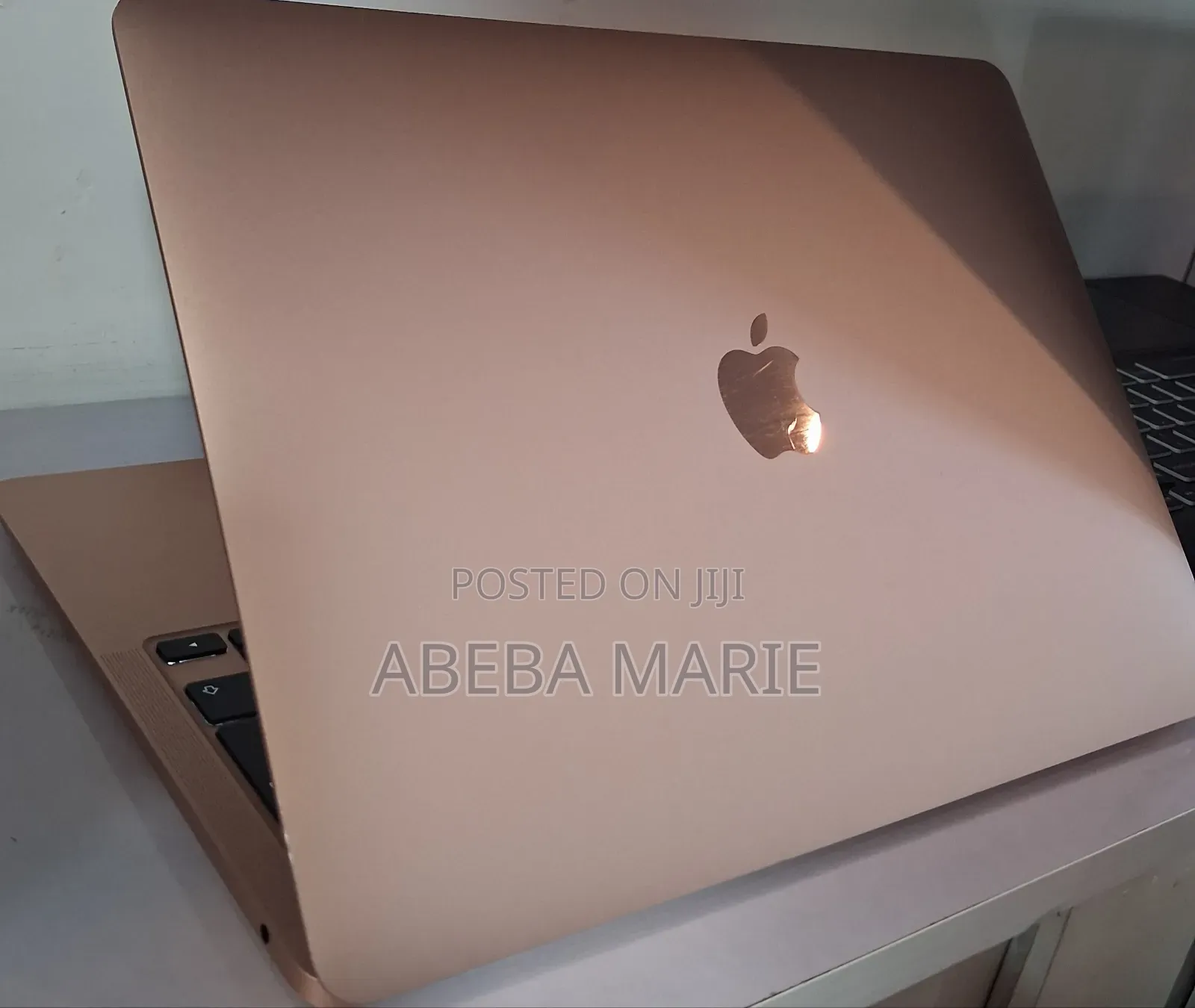 New Laptop Apple MacBook Air 2020 8GB Intel Core i5 SSD 256GB