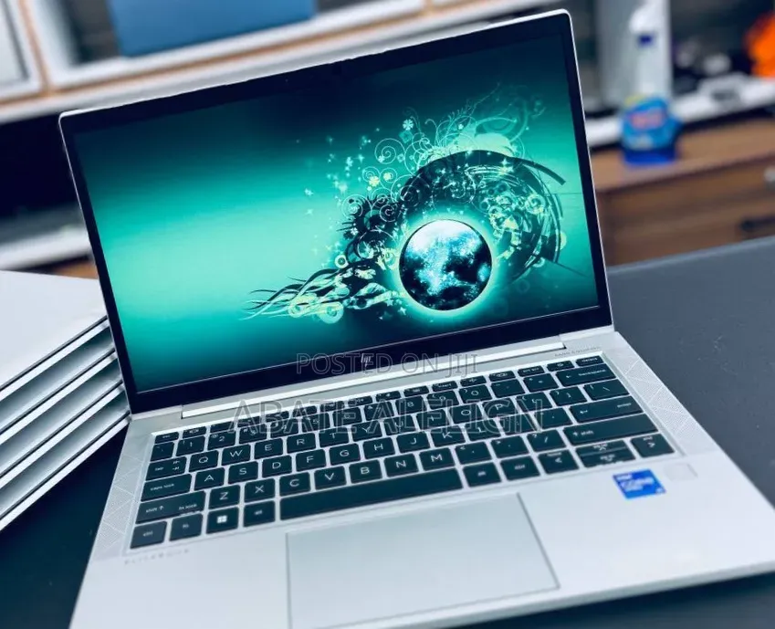 New Laptop HP EliteBook 840 G8 16GB Intel Core i5 SSD 512GB