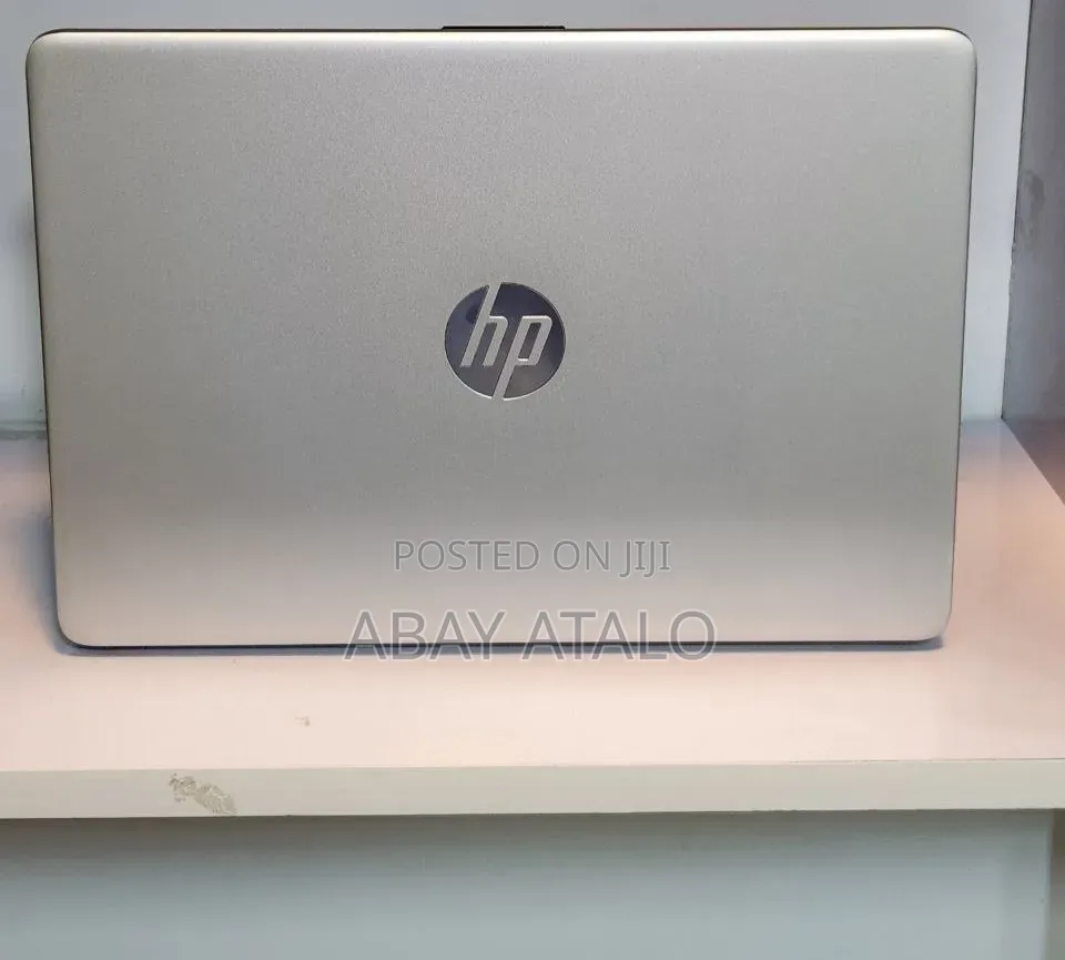 New Laptop HP EliteBook 1040 G8 16GB Intel Core i5 SSD 512GB