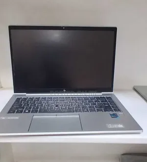 New Laptop HP EliteBook 1040 G8 16GB Intel Core i5 SSD 512GB