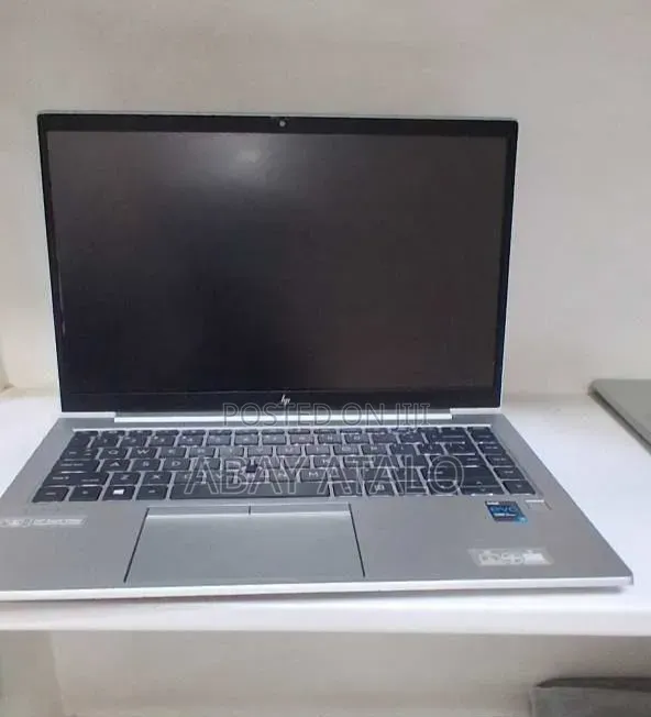 New Laptop HP EliteBook 1040 G8 16GB Intel Core i5 SSD 512GB