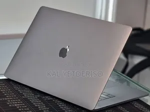 New Laptop Apple MacBook Pro 2018 32GB Intel Core i7 SSD 1T