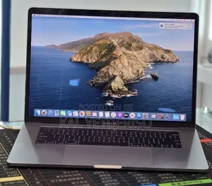 New Laptop Apple MacBook Pro 2018 32GB Intel Core i7 SSD 1T