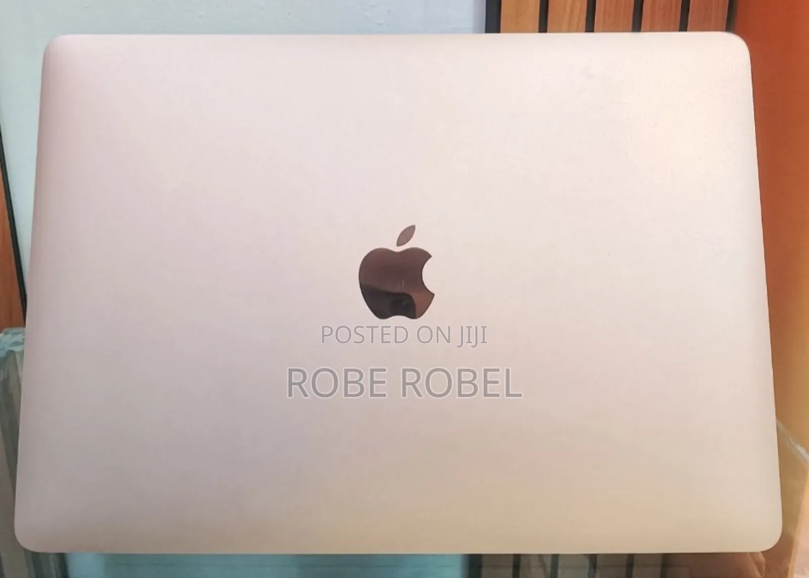 New Laptop Apple MacBook Air 2020 M1 8GB Apple M1 SSD 256GB