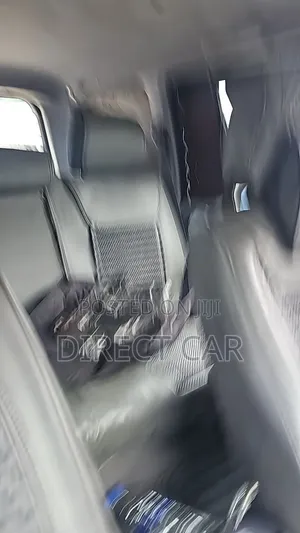 Toyota Land Cruiser 2000 Silver
