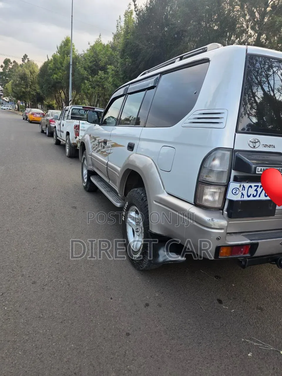 Toyota Land Cruiser 2000 Silver