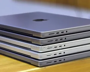 New Laptop Apple MacBook Pro 32GB Apple M1 Pro SSD 512GB