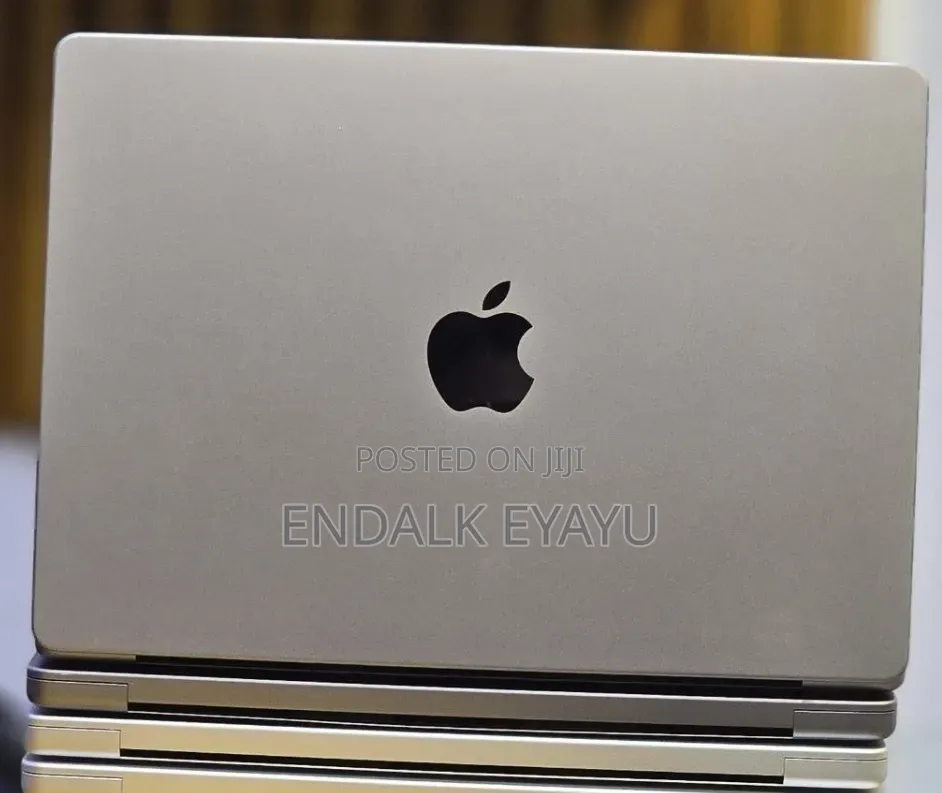 New Laptop Apple MacBook Pro 32GB Apple M1 Pro SSD 512GB