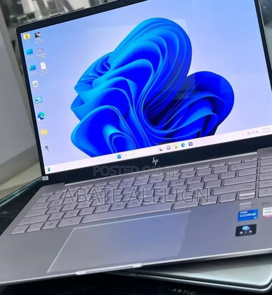 New Laptop HP Pavilion 14 16GB Intel Core i7 SSD 1T