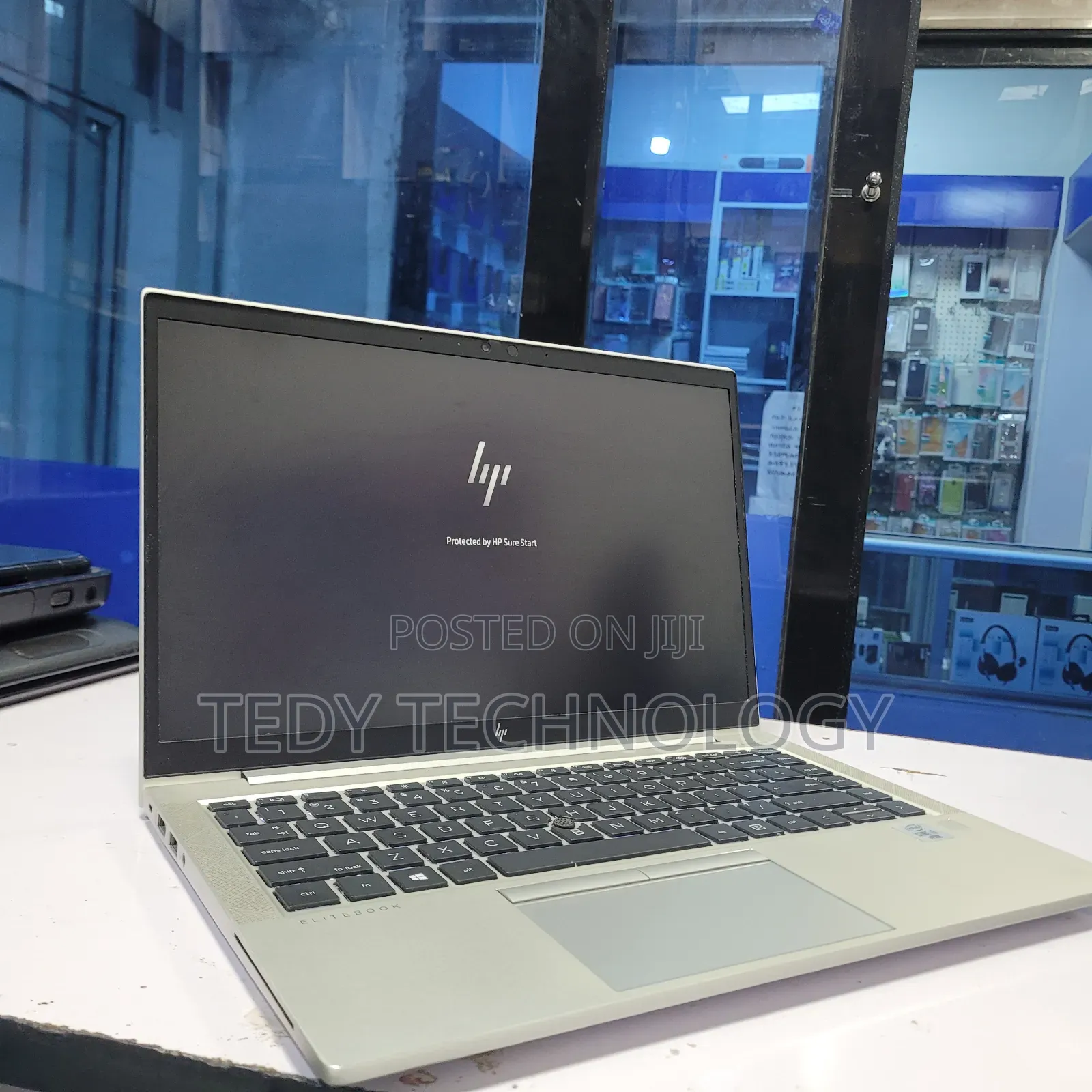 New Laptop HP EliteBook 840 G7 8GB Intel Core i5 SSD 512GB