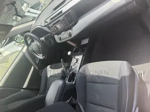 Toyota RAV4 2016