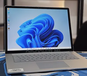 New Laptop Microsoft Surface 16GB Intel Core Ultra 7 SSD 512GB