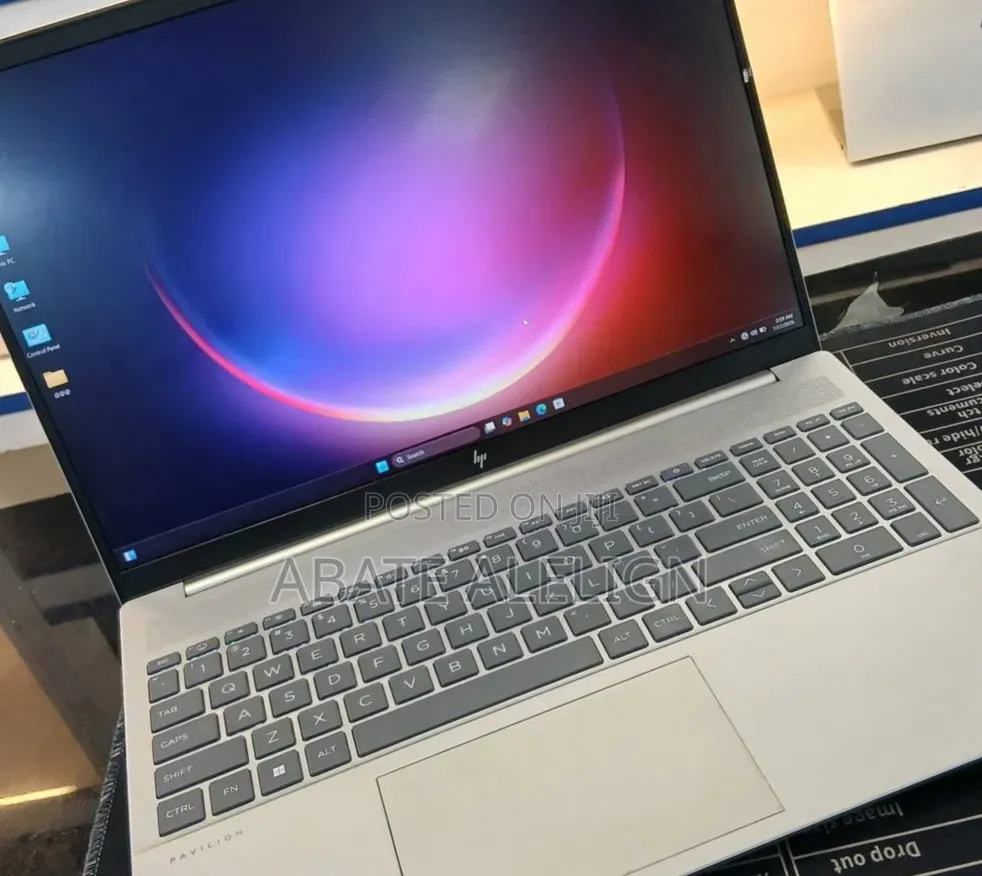 New Laptop HP Pavilion 15 16GB Intel Core i7 SSD 1T