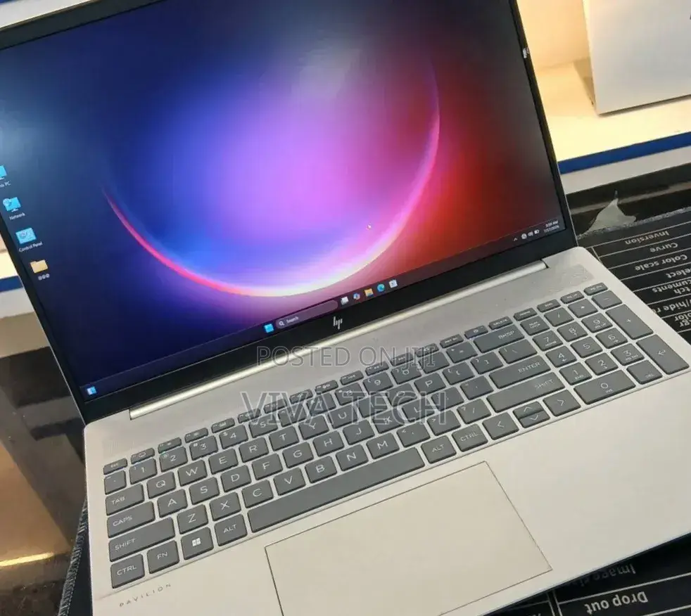 New Laptop HP Pavilion 15 16GB Intel Core i7 SSD 1T