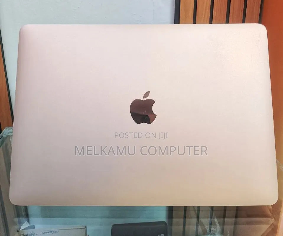 New Laptop Apple MacBook Air 2020 8GB Intel Core i5 SSD 256GB
