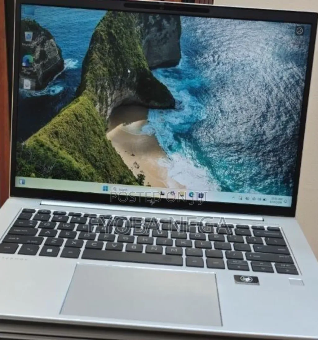 New Laptop HP EliteBook 840 G9 16GB Intel Core i7 SSD 512GB