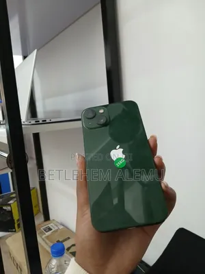 New Apple iPhone 13 256 GB Green