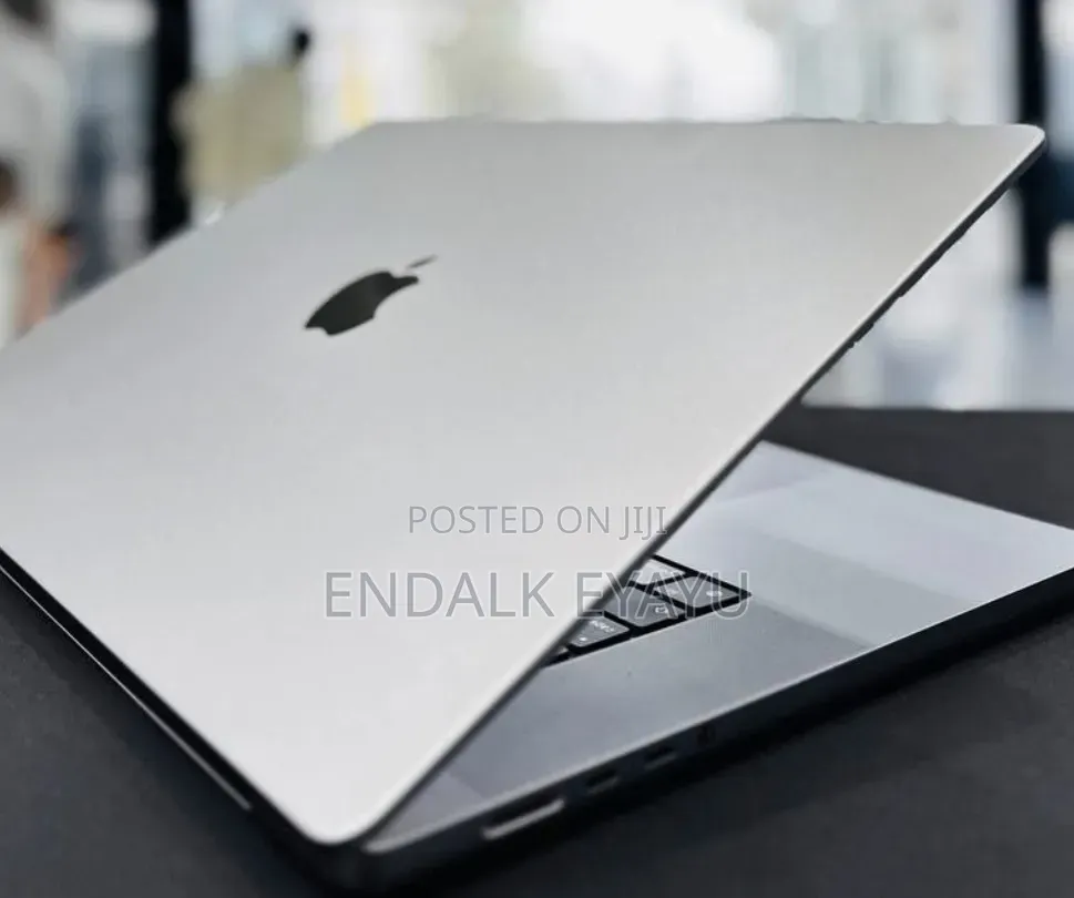 New Laptop Apple MacBook Pro 2021 M1 16GB Apple M1 Pro SSD 512GB