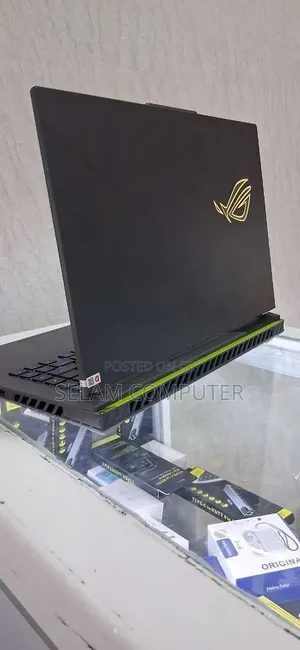 New Laptop Asus ROG Strix G15 16GB Intel Core i9 SSD 1T
