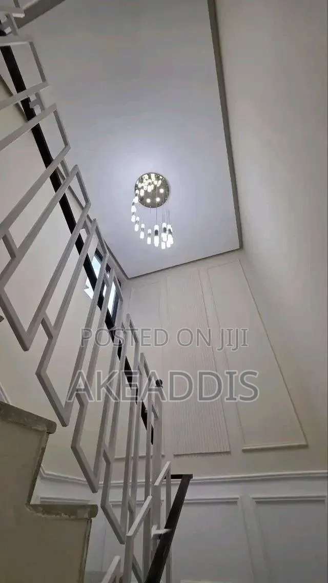 Furnished 7bdrm Townhouse/Terrace in Bole Ayat for sale