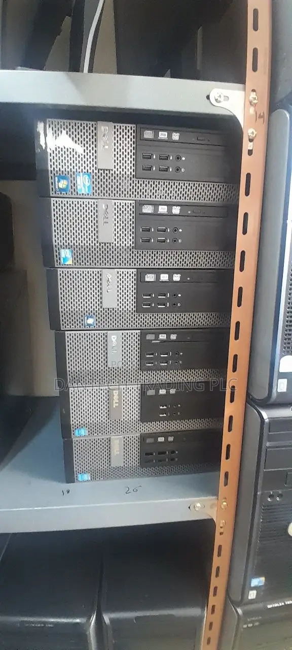 Desktop Computer Dell OptiPlex 790 4GB Intel Core i5 HDD 500GB