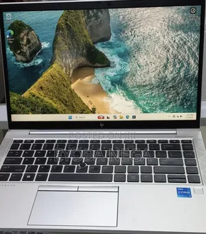 New Laptop HP EliteBook 840 G8 16GB Intel Core i5 SSD 512GB