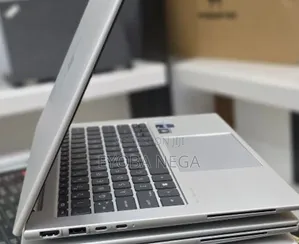 New Laptop HP EliteBook 840 G9 16GB Intel Core i7 SSD 512GB