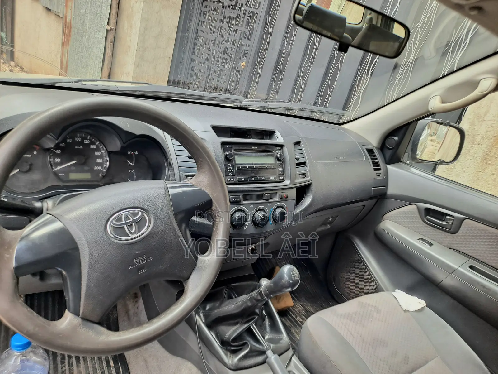 Toyota Hilux 2.5 D-4D 4X4 SRX 2012 Silver