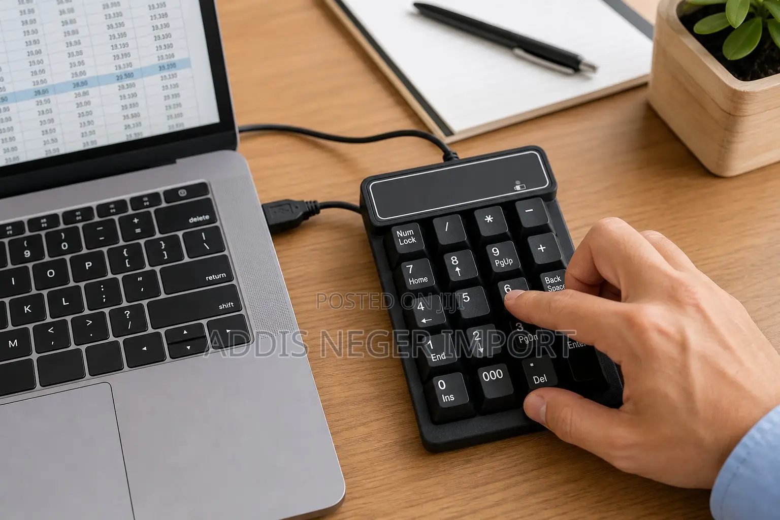 19-Key Wired USB Numeric Keypad – Black