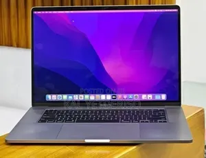 New Laptop Apple MacBook Pro 2018 32GB Intel Core i9 SSD 2T